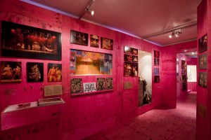 PQ'11 Quadrienal de PRAGA 2011 Mostra Nacional Brasileira , premiada com a GOLDEN TRIGA